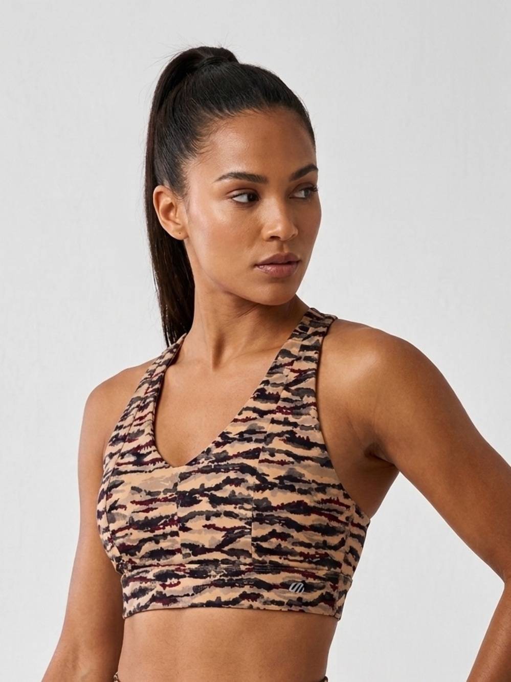 Fabletics On-The-Go Midi Medium Impact Sports Bra Cacao Tigress Logo Sz S